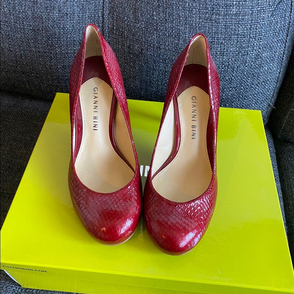 Gianni Bini heels
